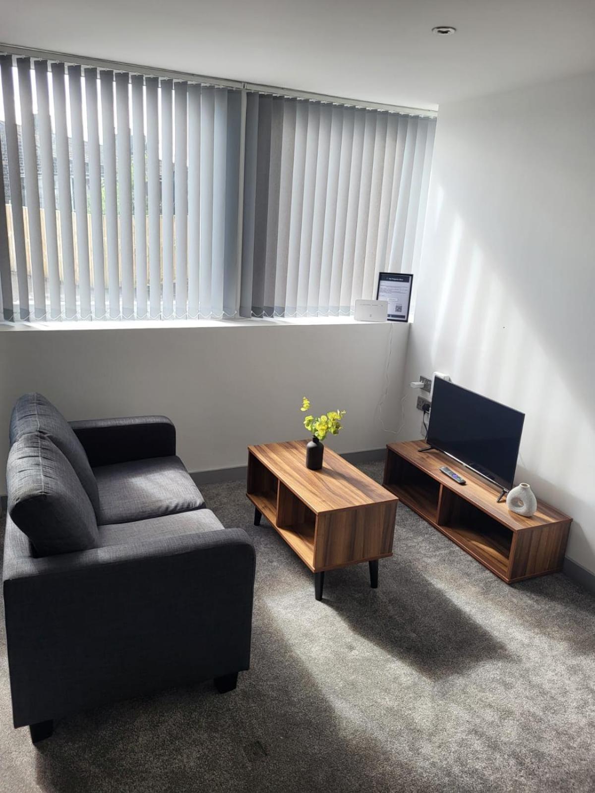 Modern 1 Bedroom Yeadon Apartment Экстерьер фото